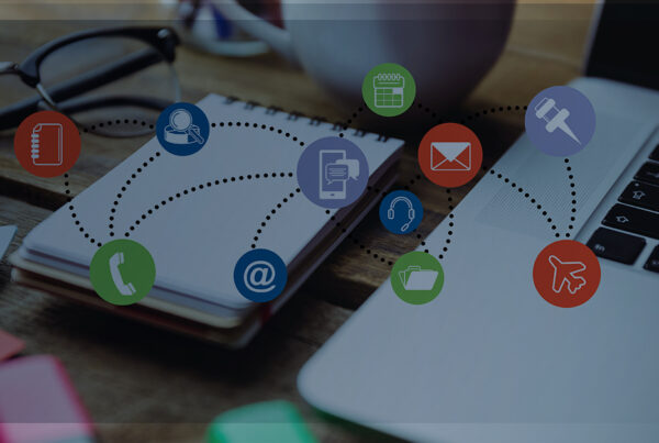 Os meios mais funcionais de estabelecer uma boa comunicação interna com os colaboradores